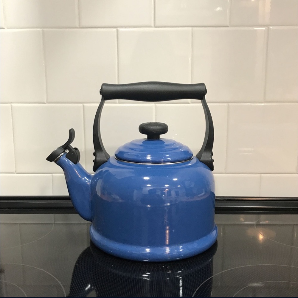 Le Creuset tea kettle blue